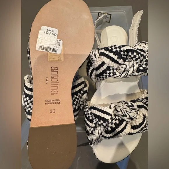 Antolina sandal - Picture 3 of 4